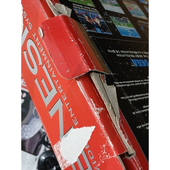 Sega Genesis Console Sonic 2 Bundle - Complete In Box CIB - Tested - Picture 9 of 16